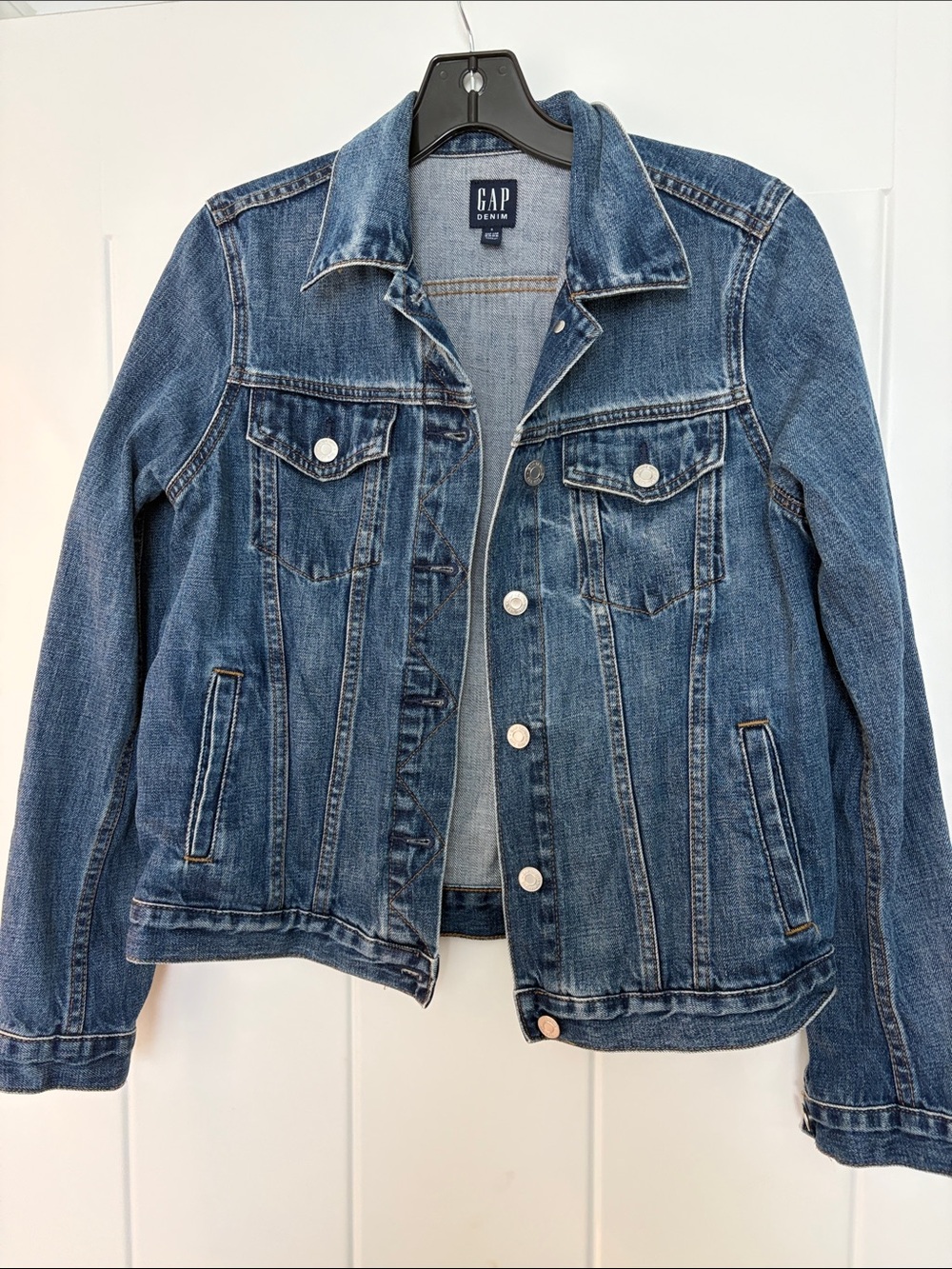 GAP Women's Medium Blue Denim Trucker Jacket— worn once